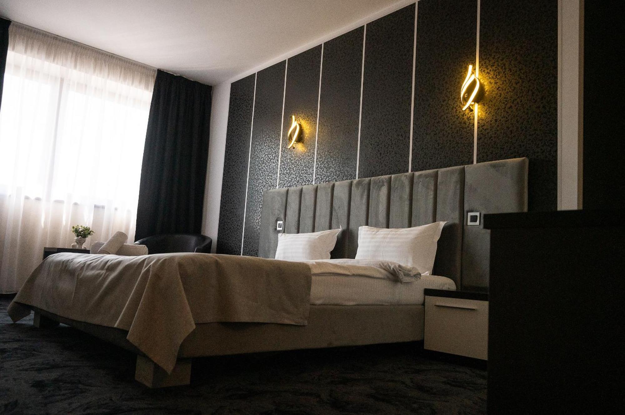 Hotel Black Tulip Dej